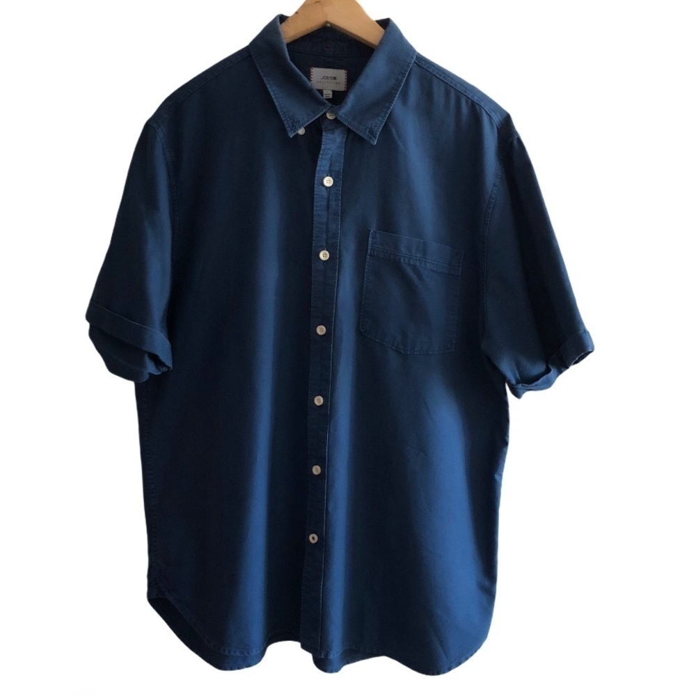 Joe’s sleeveless button down shirt